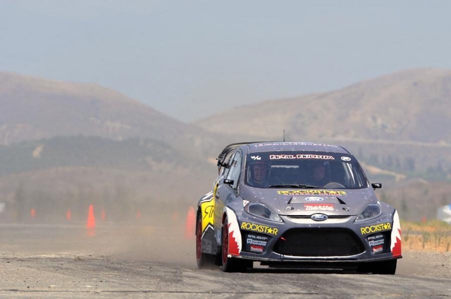  Ford Fiesta X Games 17 RallyCross 2011 года  (фото 17 из 30)